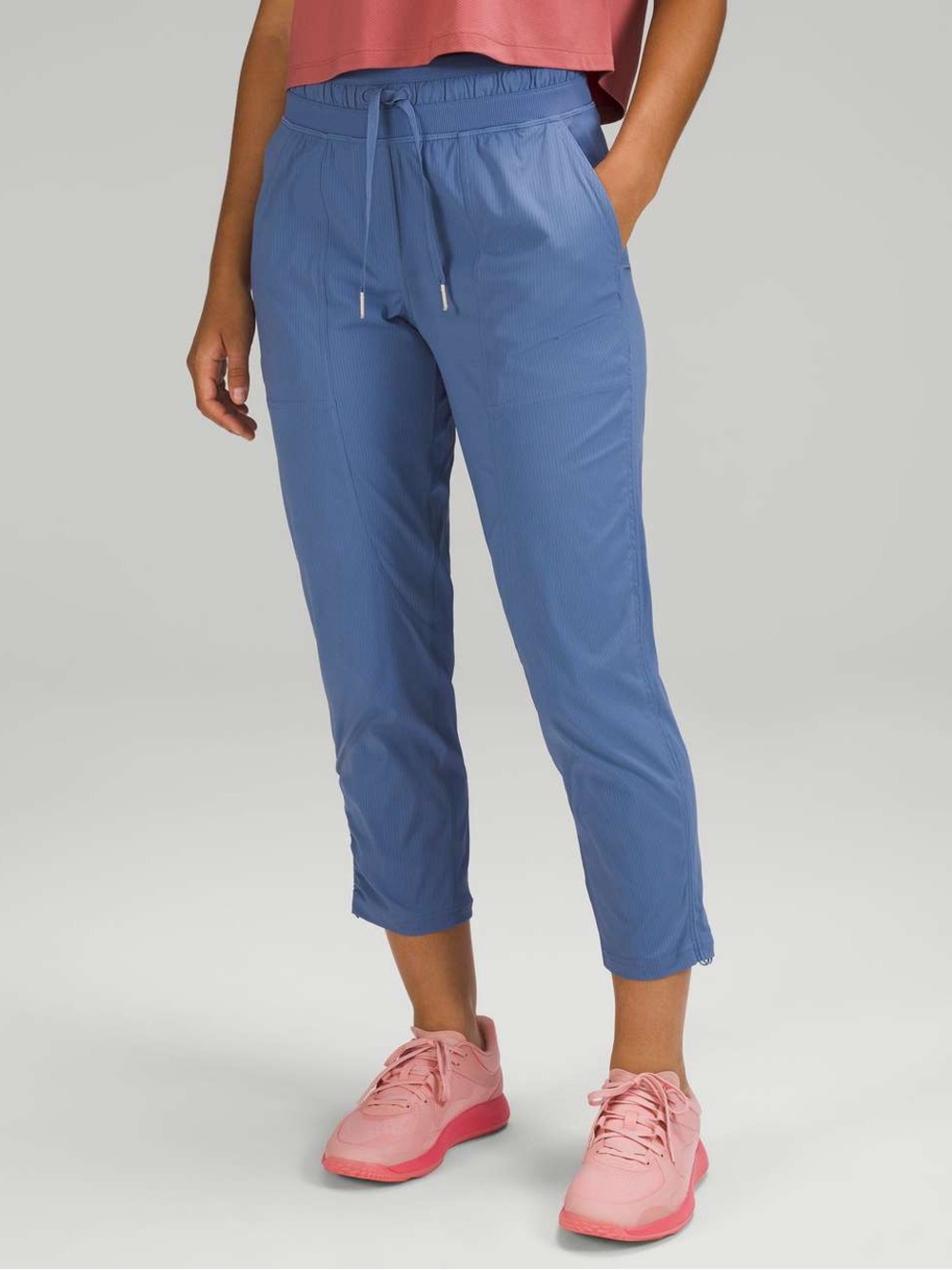 Lululemon Dance Studio Mid Rise Jogger Crop Capri Pants 0 XS Water Drop Blue